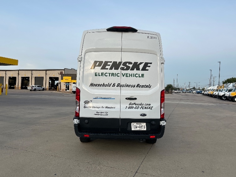 Used 2022 Ford E-Transit 350 - photo 9