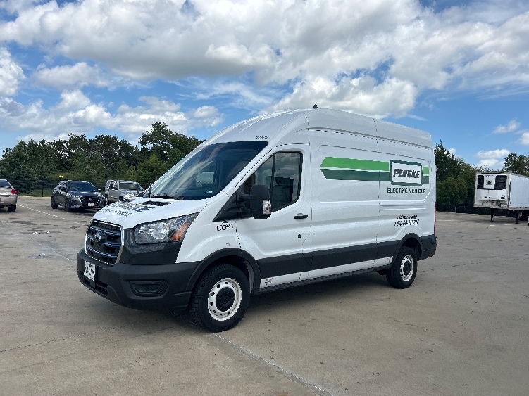 Used 2022 Ford E-Transit 350 - photo 5