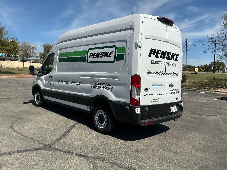 Used 2022 Ford E-Transit 350 - photo 7