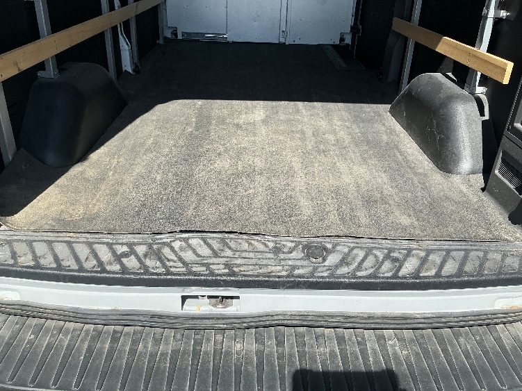 Used 2022 Ford E-Transit 350 - photo 11