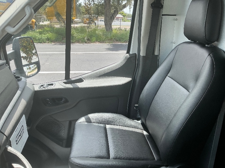 Used 2022 Ford E-Transit 350 - photo 19