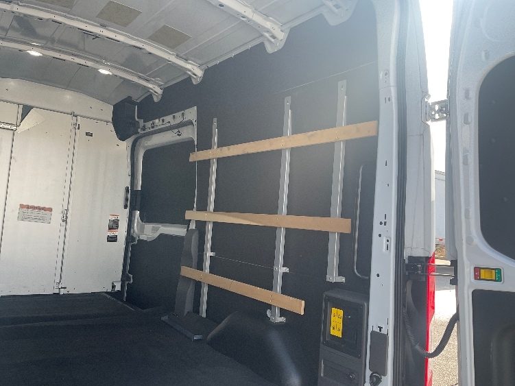 Used 2022 Ford E-Transit 350 - photo 13