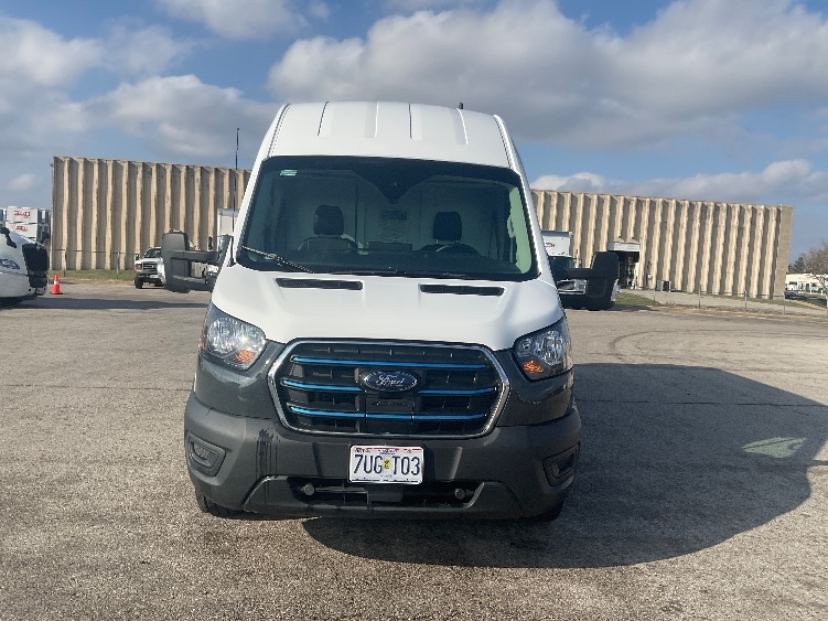 Used 2022 Ford E-Transit 350 - photo 2