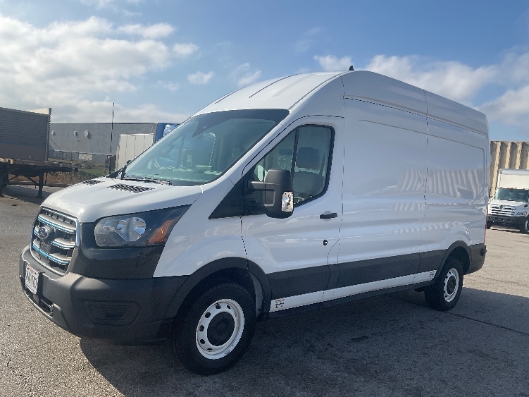 Used 2022 Ford E-Transit 350 - photo 5