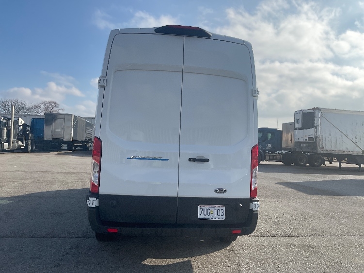 Used 2022 Ford E-Transit 350 - photo 9