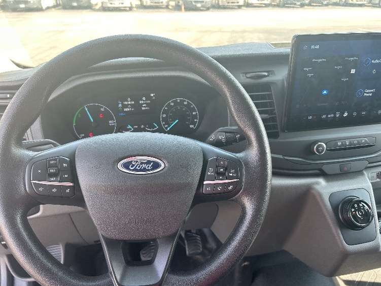 Used 2022 Ford E-Transit 350 - photo 20
