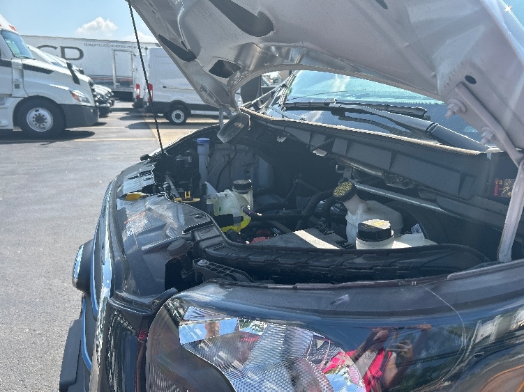 Used 2022 Ford E-Transit 350 - photo 26