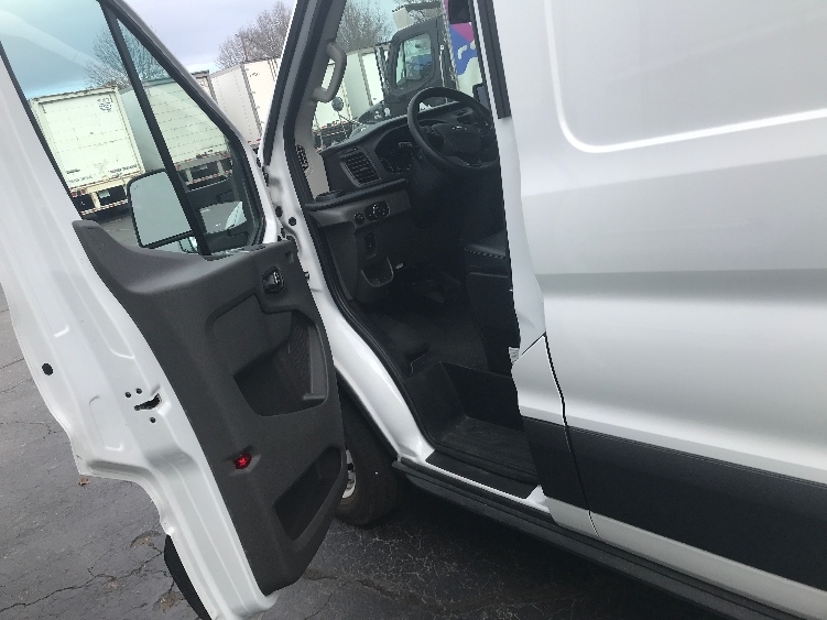 Used 2022 Ford E-Transit 350 - photo 16