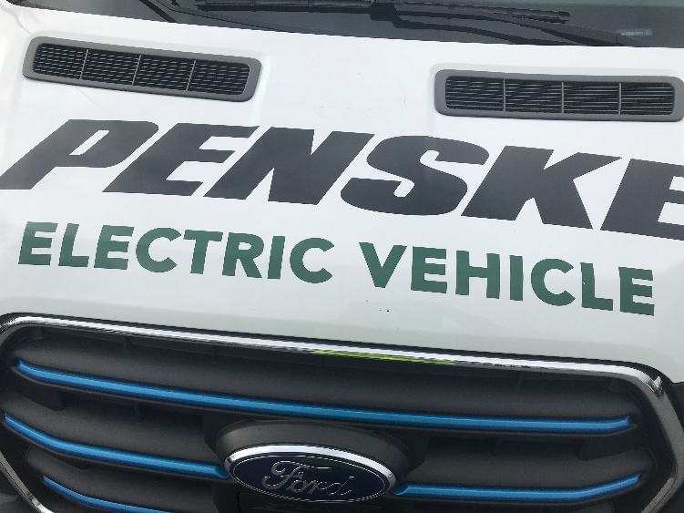 Used 2022 Ford E-Transit 350 - photo 25