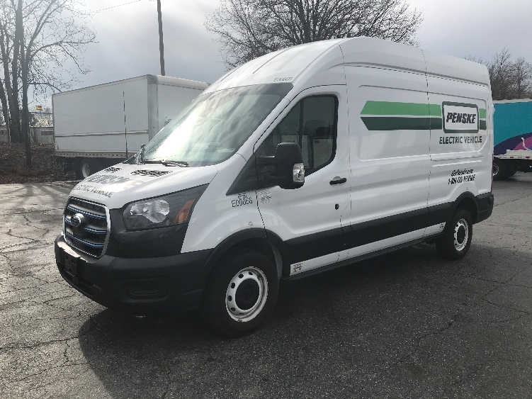 Used 2022 Ford E-Transit 350 - photo 5