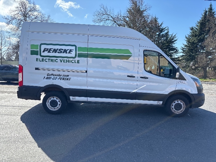 Used 2022 Ford E-Transit 350 - photo 14