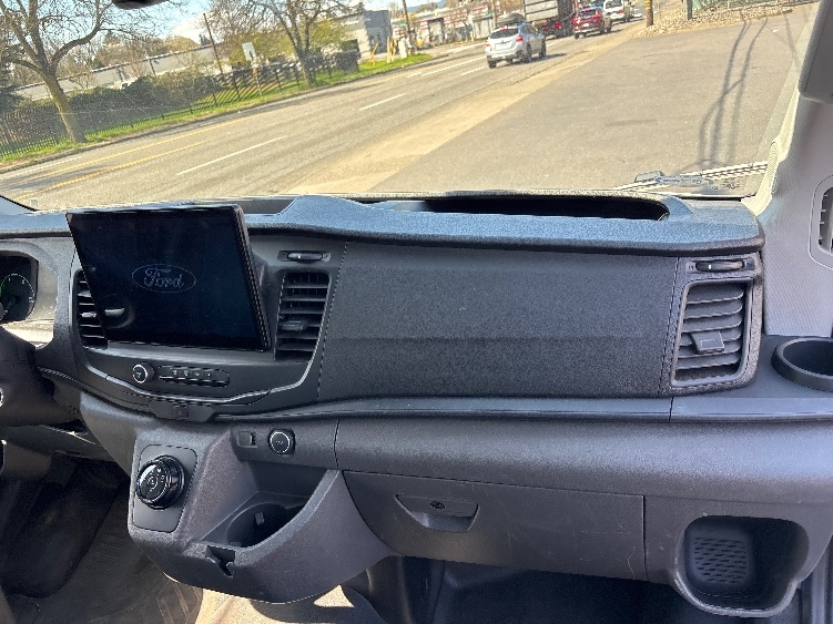 Used 2022 Ford E-Transit 350 - photo 20