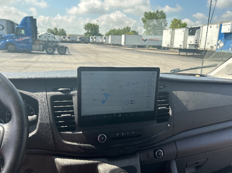 Used 2022 Ford E-Transit 350 - photo 28