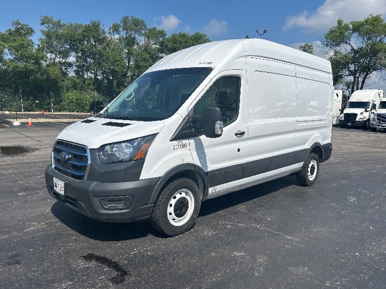 Used 2022 Ford E-Transit 350 - photo 5
