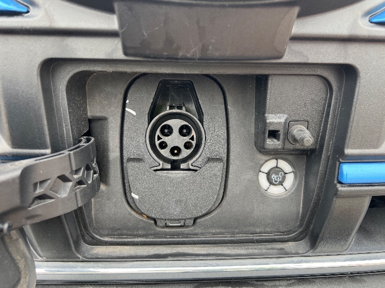Used 2022 Ford E-Transit 350 - photo 27