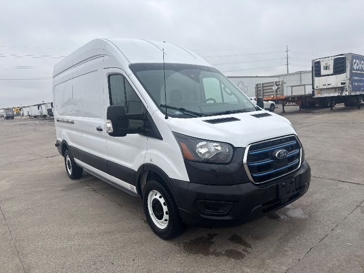 Used 2022 Ford E-Transit 350 - photo 1