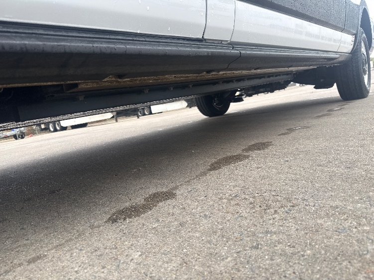Used 2022 Ford E-Transit 350 - photo 7