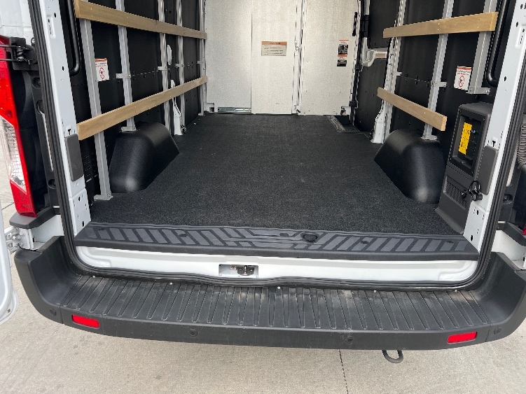 Used 2022 Ford E-Transit 350 - photo 12