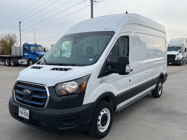 Used 2022 Ford E-Transit 350 - photo 5