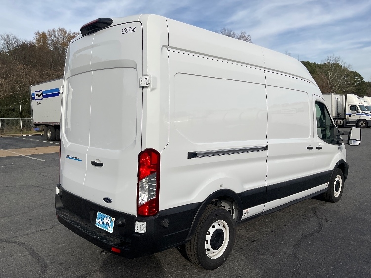 Used 2022 Ford E-Transit 350 - photo 13
