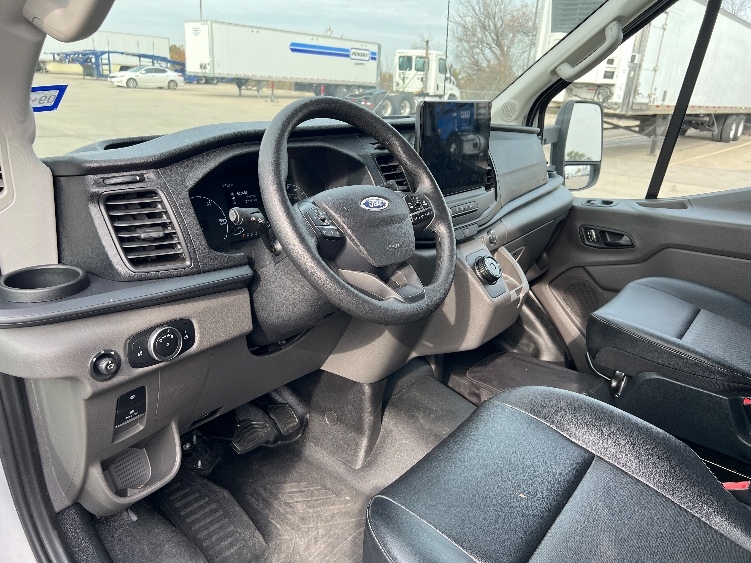 Used 2022 Ford E-Transit 350 - photo 19