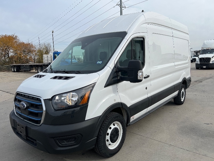 Used 2022 Ford E-Transit 350 - photo 5