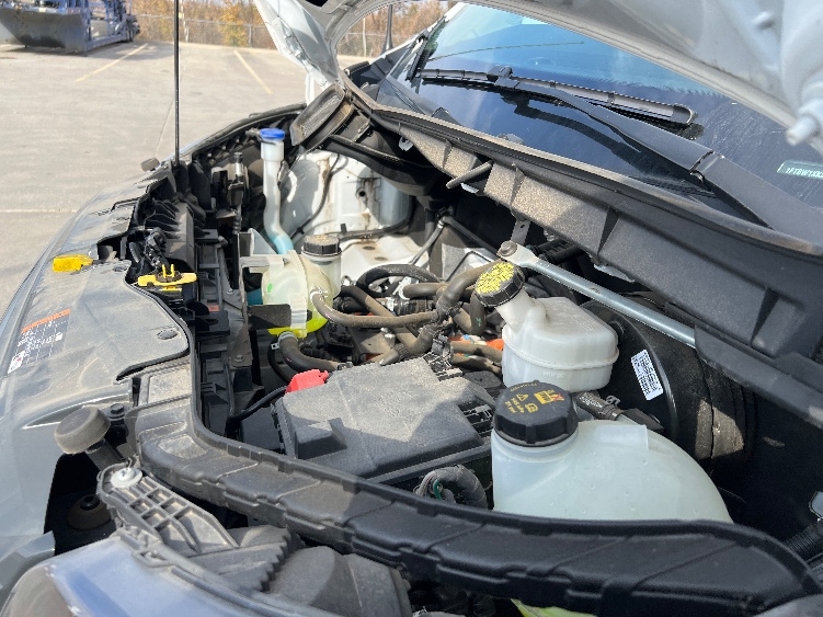 Used 2022 Ford E-Transit 350 - photo 26