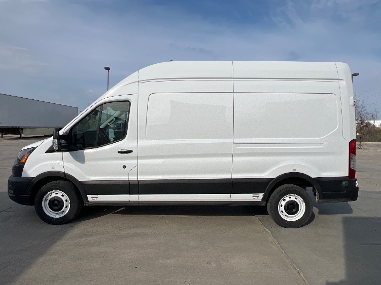 Used 2022 Ford E-Transit 350 - photo 6