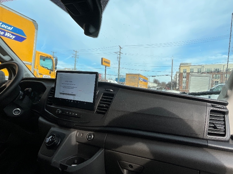 Used 2022 Ford E-Transit 350 - photo 23