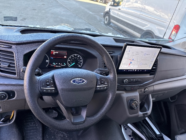 Used 2022 Ford E-Transit 350 - photo 16