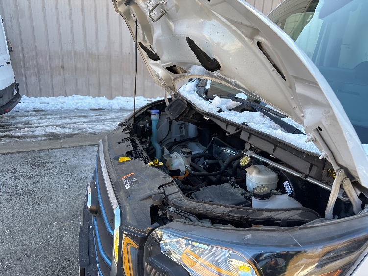 Used 2022 Ford E-Transit 350 - photo 22