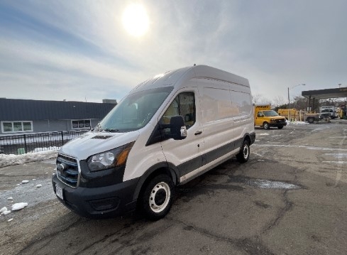 Used 2022 Ford E-Transit 350 - photo 5