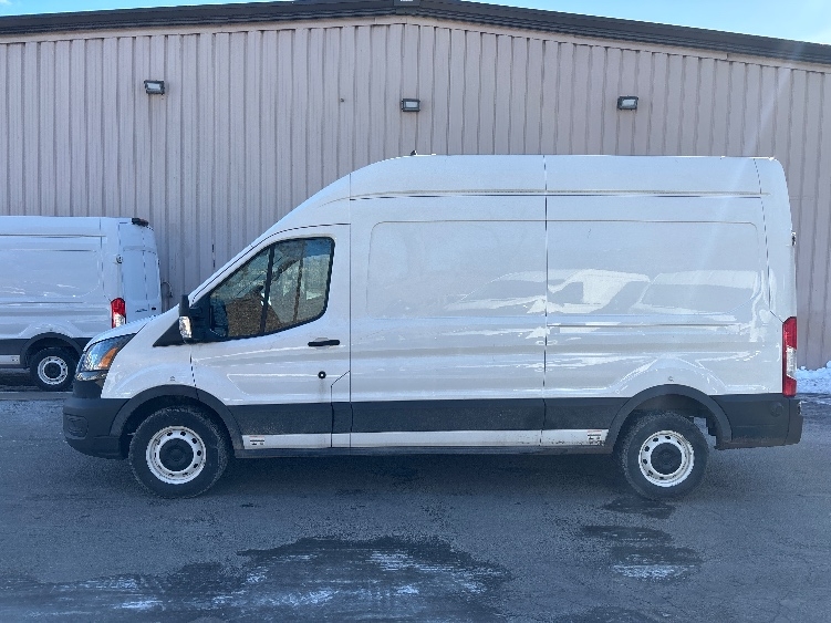 Used 2022 Ford E-Transit 350 - photo 6