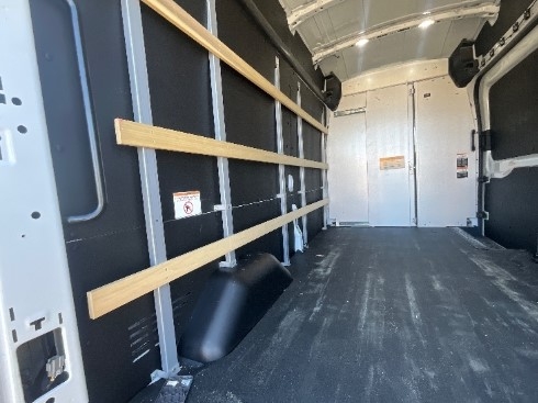Used 2022 Ford E-Transit 350 - photo 10