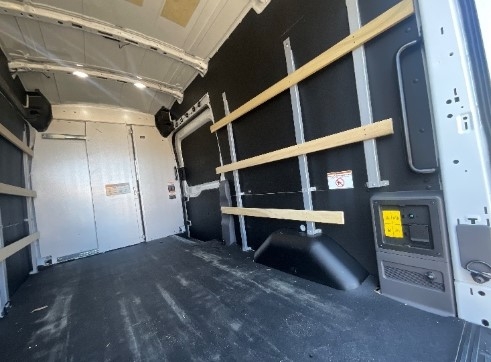 Used 2022 Ford E-Transit 350 - photo 11