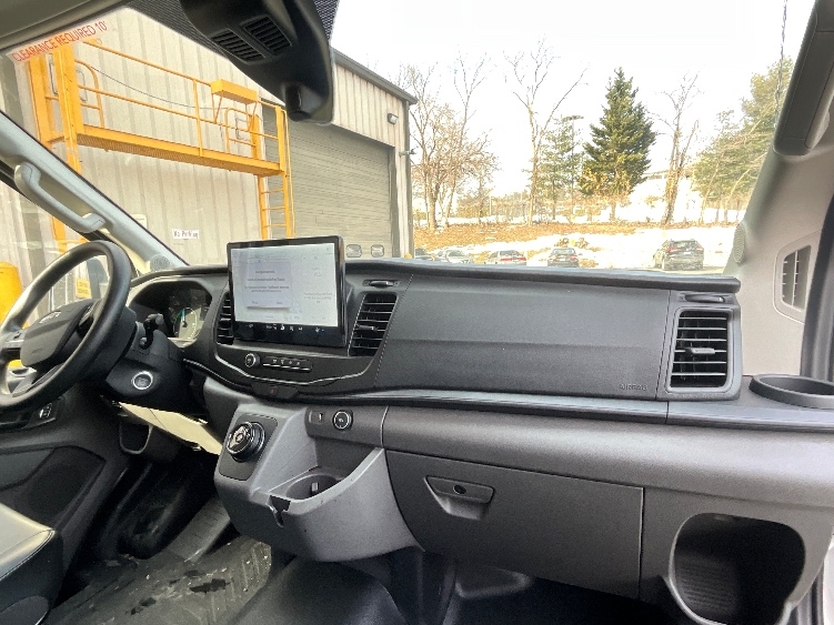 Used 2022 Ford E-Transit 350 - photo 23