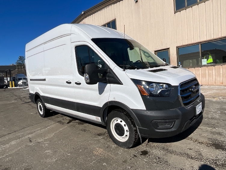 Used 2022 Ford E-Transit 350 - photo 29