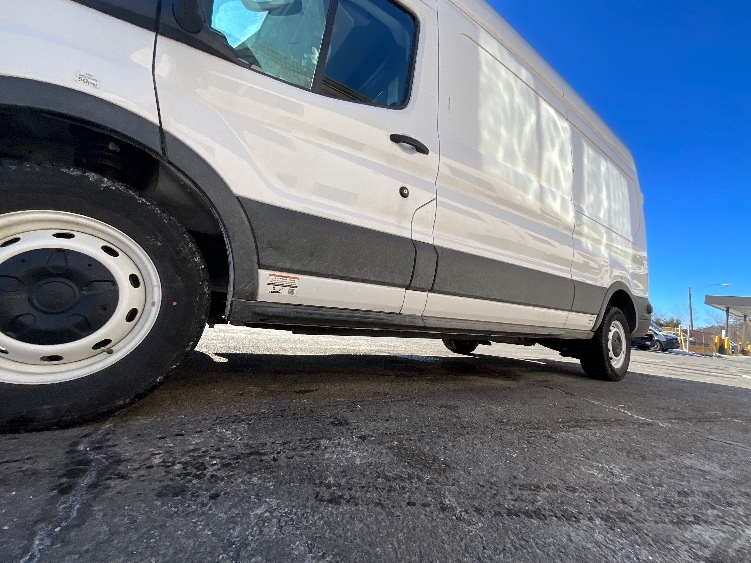 Used 2022 Ford E-Transit 350 - photo 7