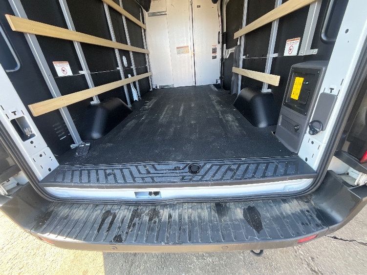 Used 2022 Ford E-Transit 350 - photo 12