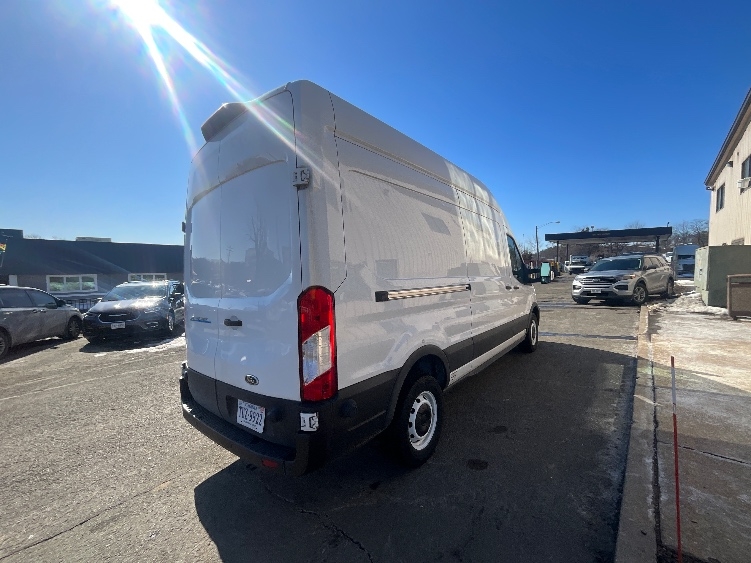 Used 2022 Ford E-Transit 350 - photo 15