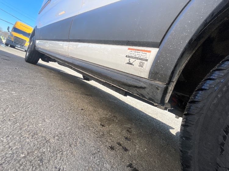 Used 2022 Ford E-Transit 350 - photo 16