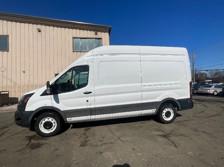 Used 2022 Ford E-Transit 350 - photo 6