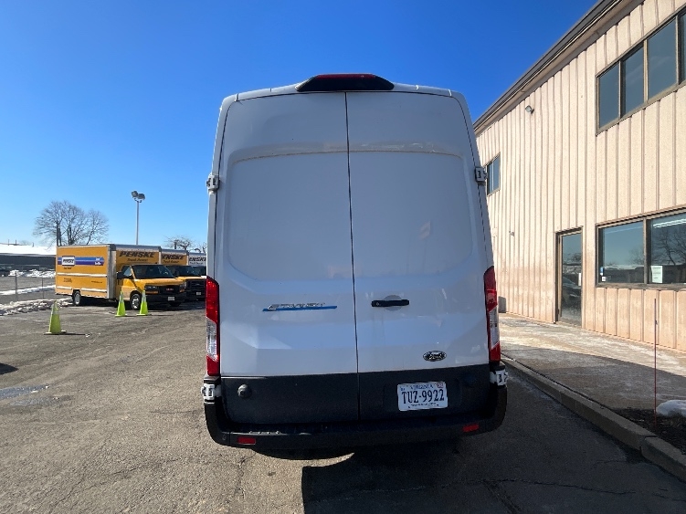 Used 2022 Ford E-Transit 350 - photo 9