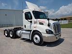 Used 2018 Freightliner Cascadia Detroit DD13 Semi Truck for sale #EBT1485 - photo 1