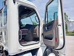 Used 2018 Freightliner Cascadia Detroit DD13 Semi Truck for sale #EBT1485 - photo 12