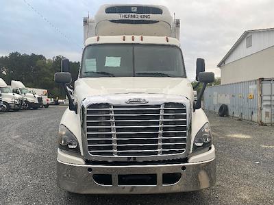 Used 2018 Freightliner Cascadia Refrigerated Body for sale #EBT1525 - photo 2