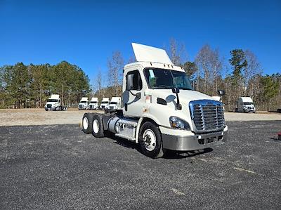Used 2019 Freightliner Cascadia Detroit DD13 Semi Truck for sale #EBT1553 - photo 1