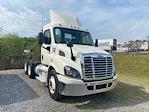 Used 2019 Freightliner Cascadia Detroit DD13 Semi Truck for sale #EBT1554 - photo 1