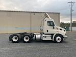 Used 2019 Freightliner Cascadia Detroit DD13 Semi Truck for sale #EBT1554 - photo 8