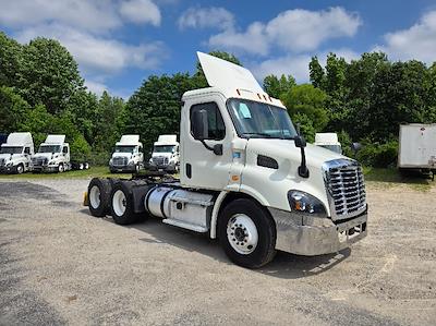 Used 2019 Freightliner Cascadia Detroit DD13 Semi Truck for sale #EBT1559 - photo 1